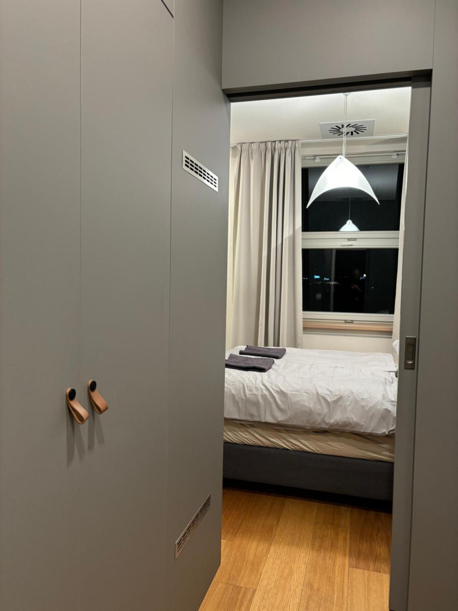 Main City Center - Luxury - Free Parking - City View Bratislava Exteriör bild
